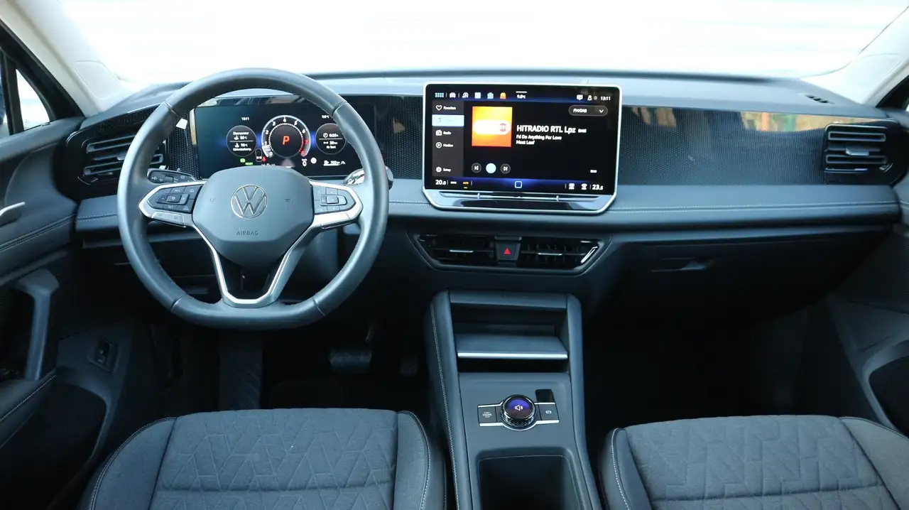 Volkswagen Tiguan Life — Vehicle gallery 7