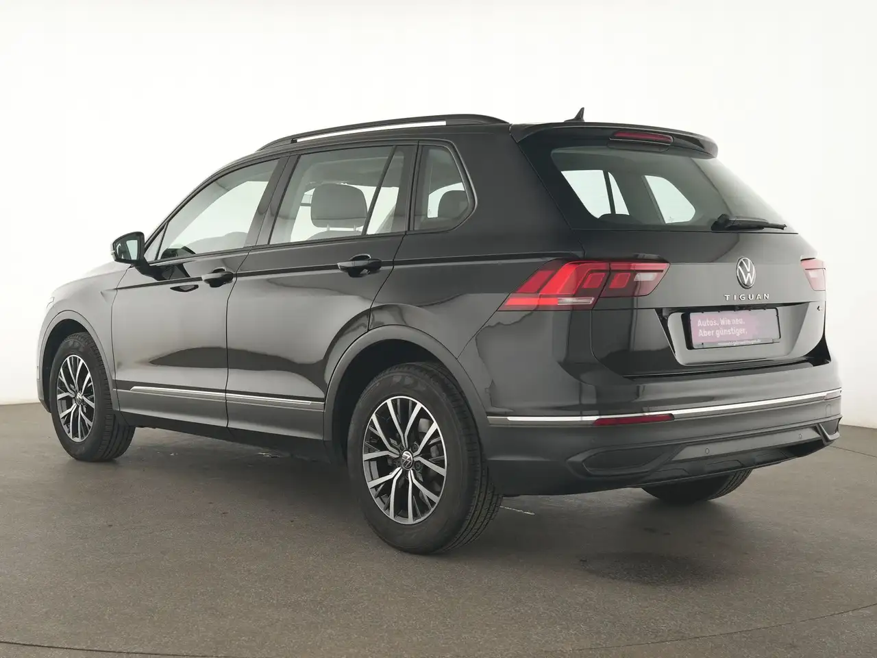 Volkswagen Tiguan Life LED|Kamera|ACC|CarPlay|SHZ|Navi|PDC — معرض صور السيارة 8