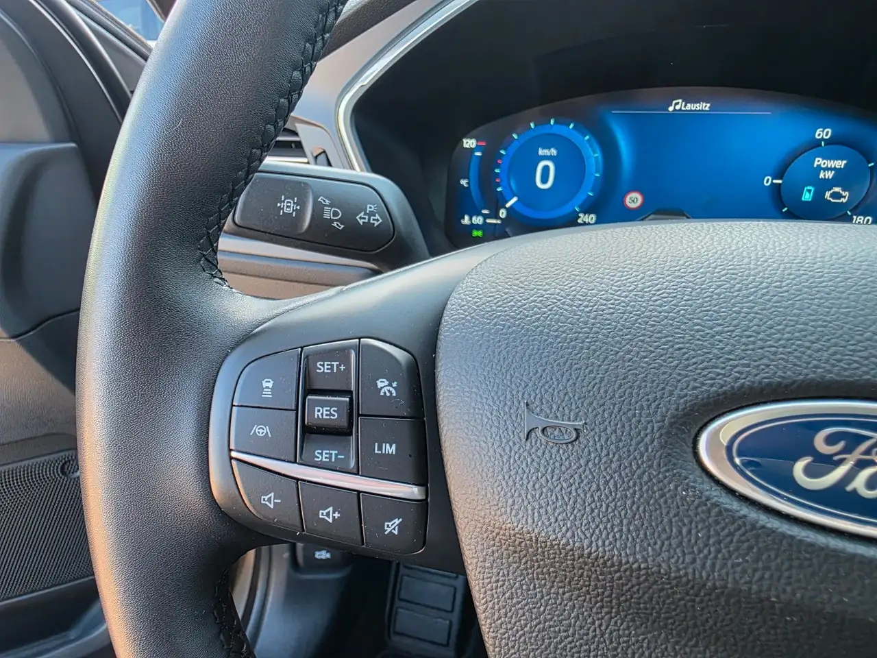 Ford Kuga Titanium X 2,5 PHEV *iACC*HUD*adapt.LED*TWA — Vehicle gallery 13