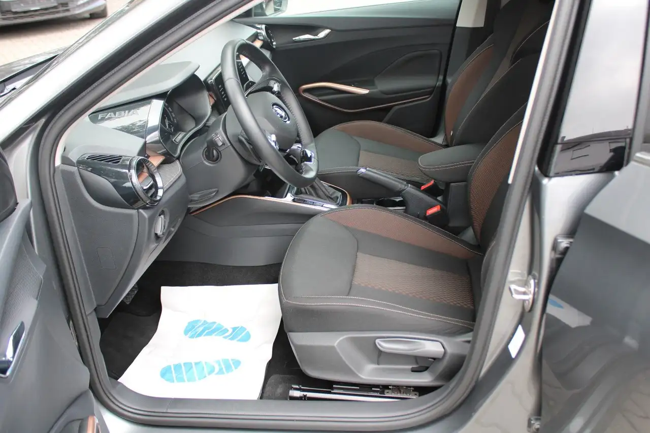 Skoda Fabia Style — Vehicle gallery 7