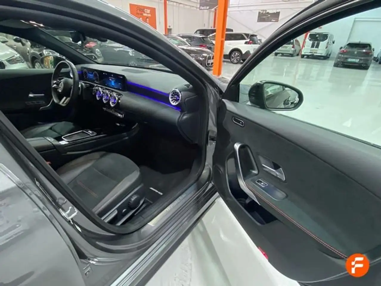 Mercedes-Benz A 250 e — Galería del vehículo 17