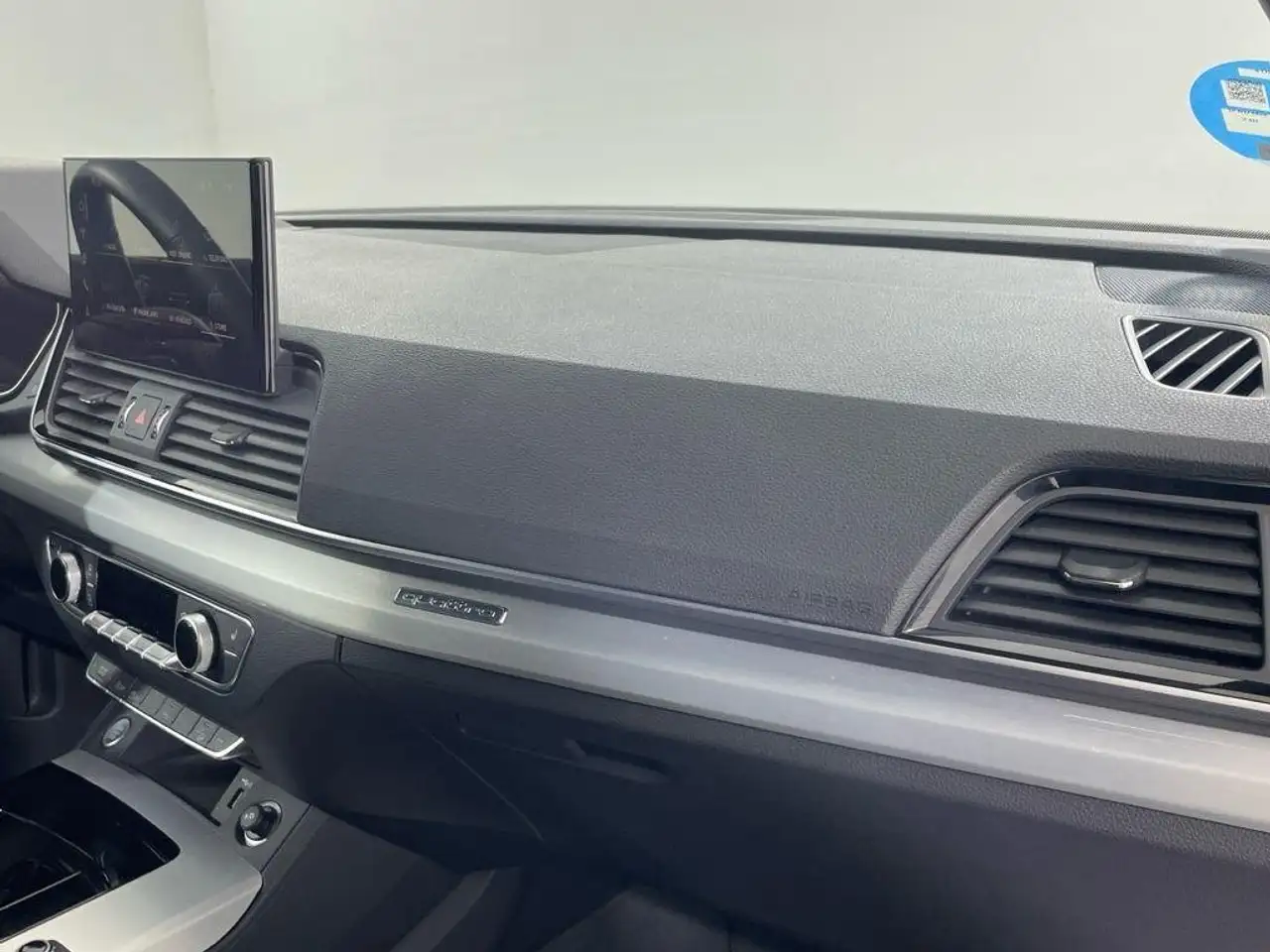 Audi Q5 40 TDI quattro-ultra Black line S tronic 150kW — معرض صور السيارة 12