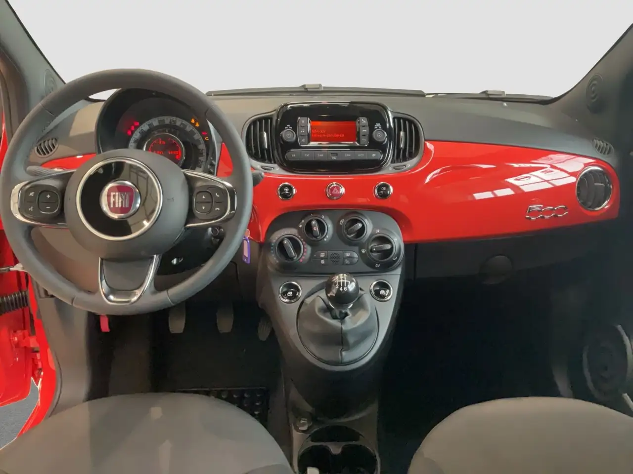 Fiat 500 1.0 Hybrid — Vehicle gallery 11