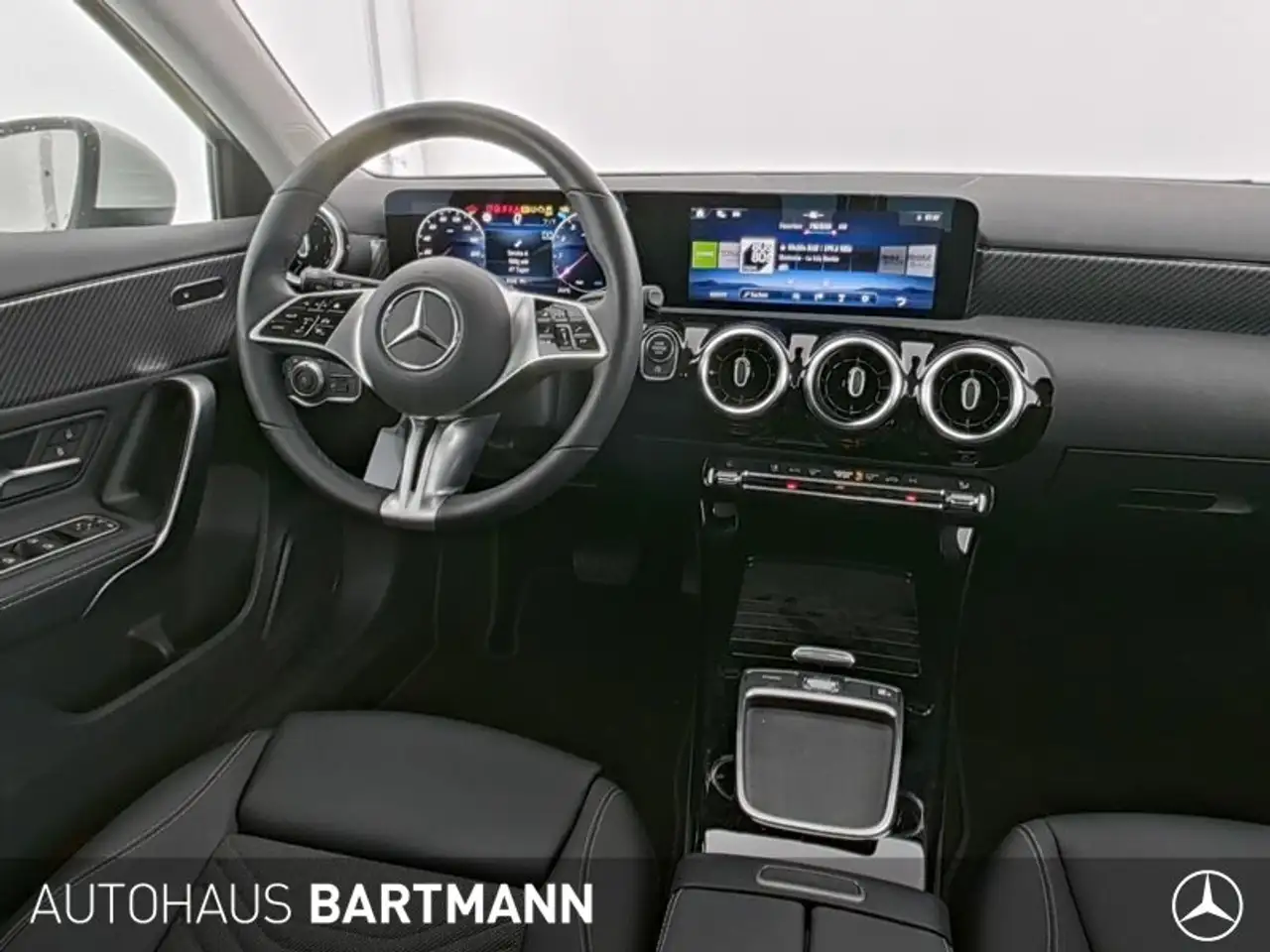 Mercedes-Benz A 180 A 180 PROGRESSIVE+MBUX+ KAMERA+SPUR+JungerStern+ — معرض صور السيارة 6
