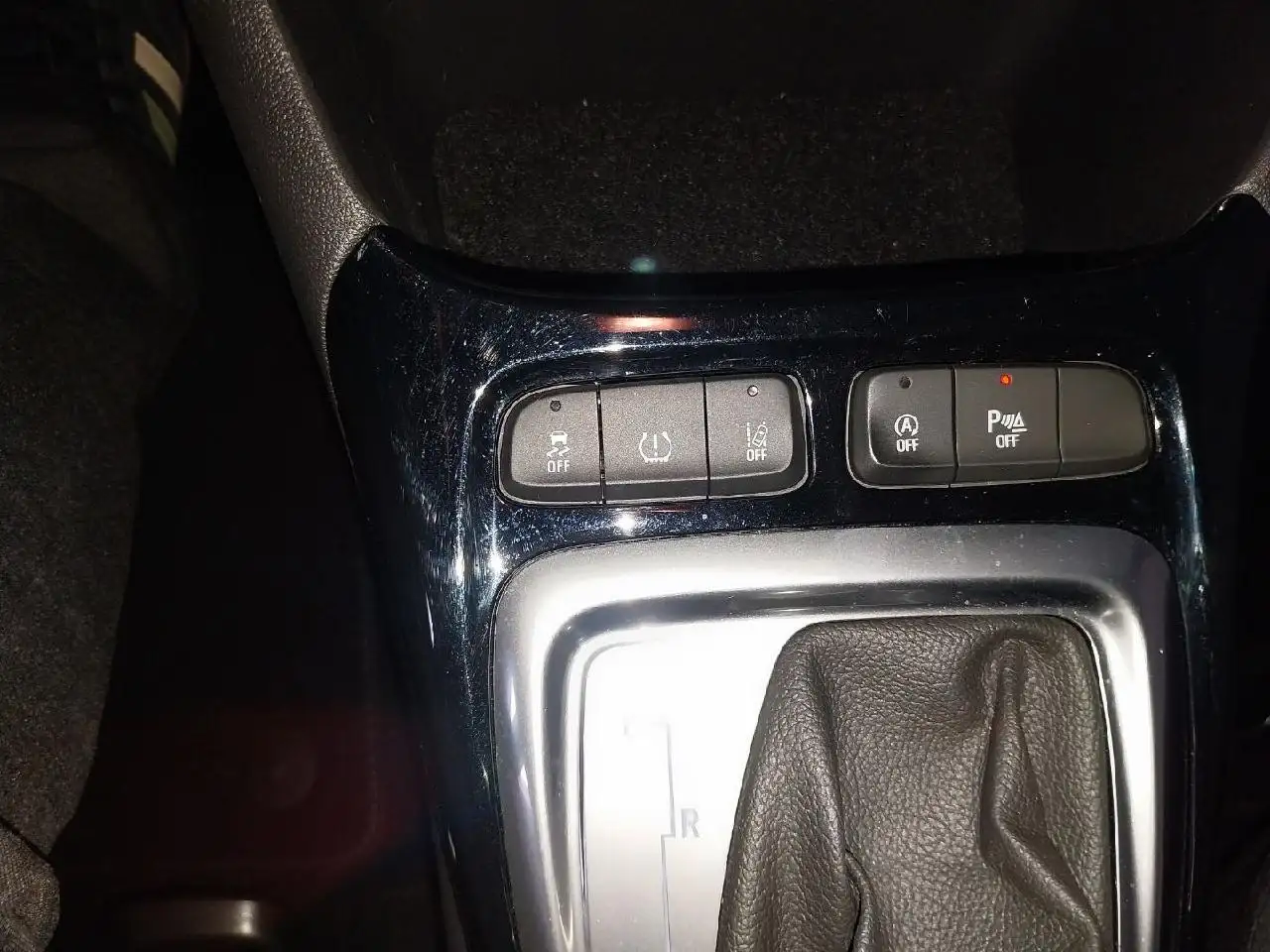 Opel Crossland Elegance LED Winter-Paket KAM Carplay — معرض صور السيارة 23