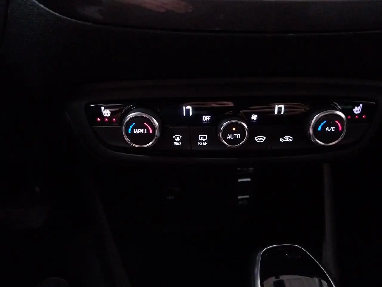 Opel Crossland Elegance LED Winter-Paket KAM Carplay — معرض صور السيارة 20
