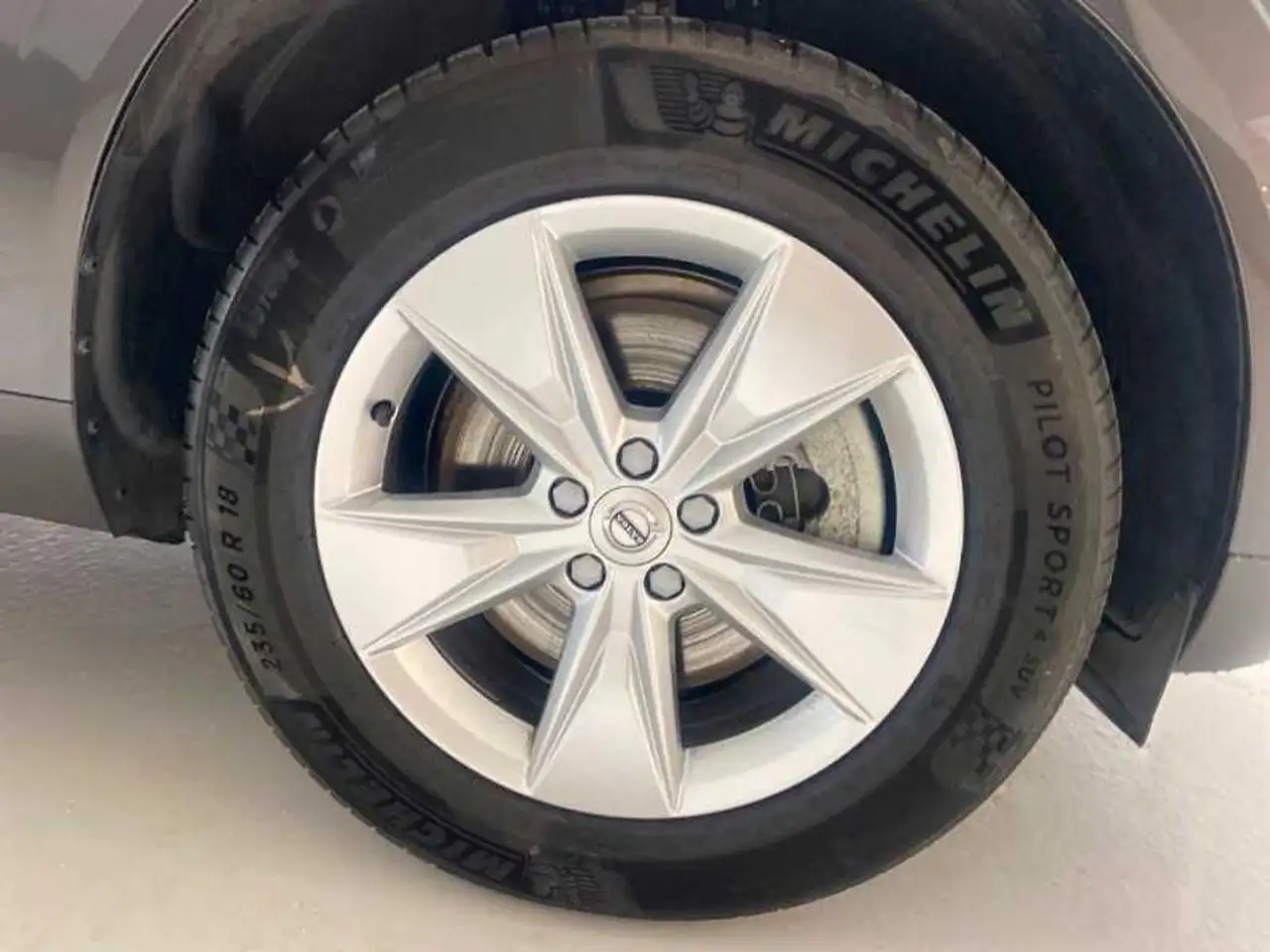 Volvo XC60 2.0 B4 D Core Auto — Galerie du véhicule 15