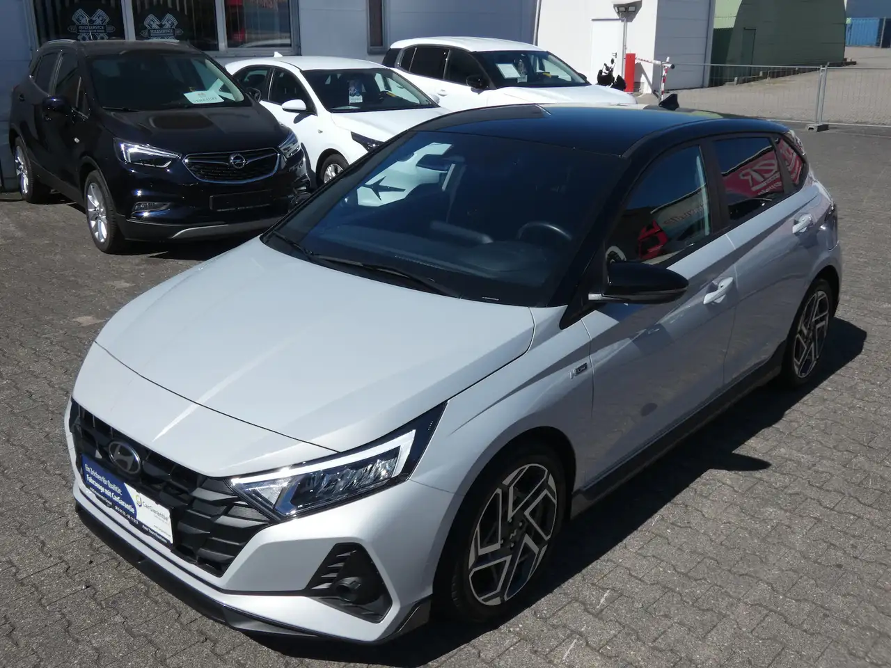 Hyundai i20 N Line Automatik *LED*NAVI*KAMERA*SHZ* — Galerie du véhicule 2