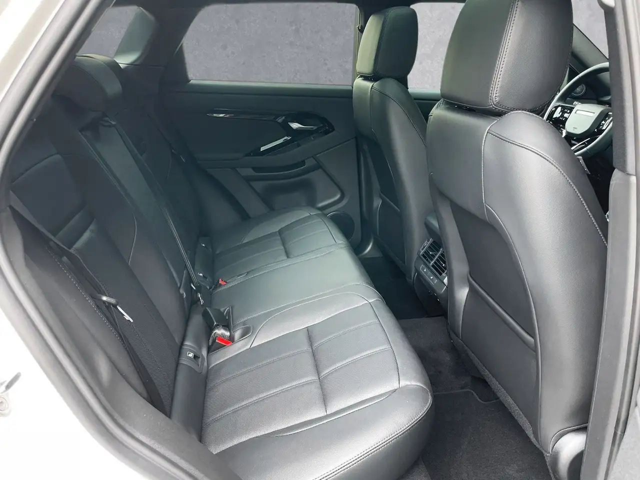 Land Rover Range Rover Evoque P270e S Hybrid — Galerie du véhicule 5