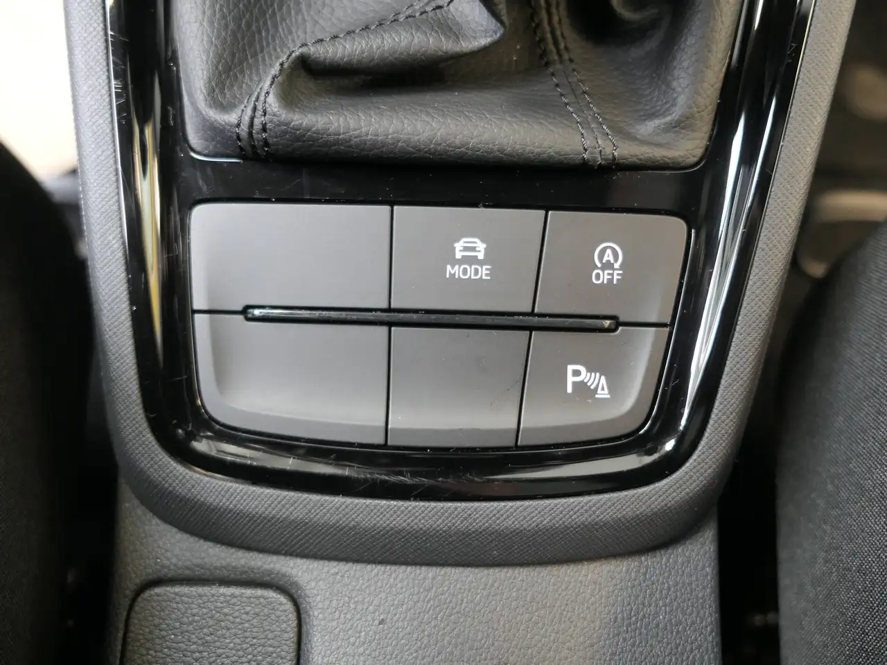 Skoda Scala Monte Carlo*ACC*LM*Android*Panoramadach — Galería del vehículo 24