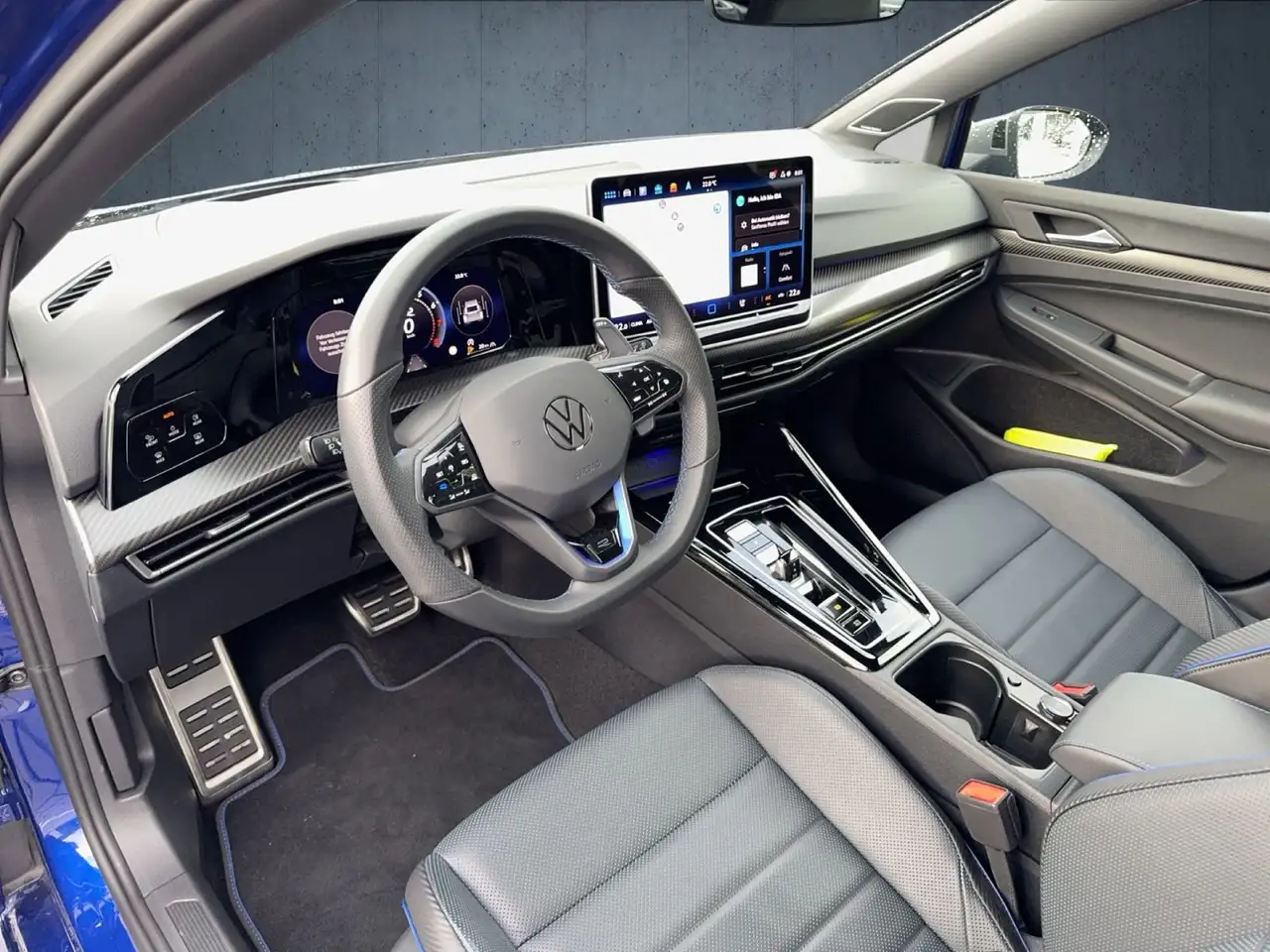 Volkswagen Golf Variant R Perf Matrix/Leder/360/h&k/HuD/19" — Vehicle gallery 10