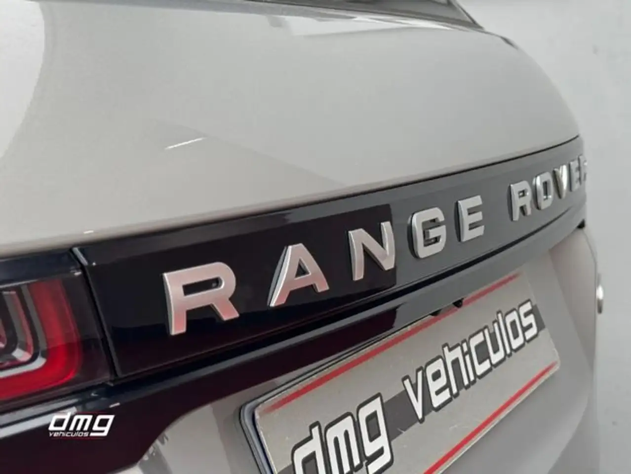Land Rover Range Rover Sport 2.0 D163 S AUTO 4WD MHEV — معرض صور السيارة 28