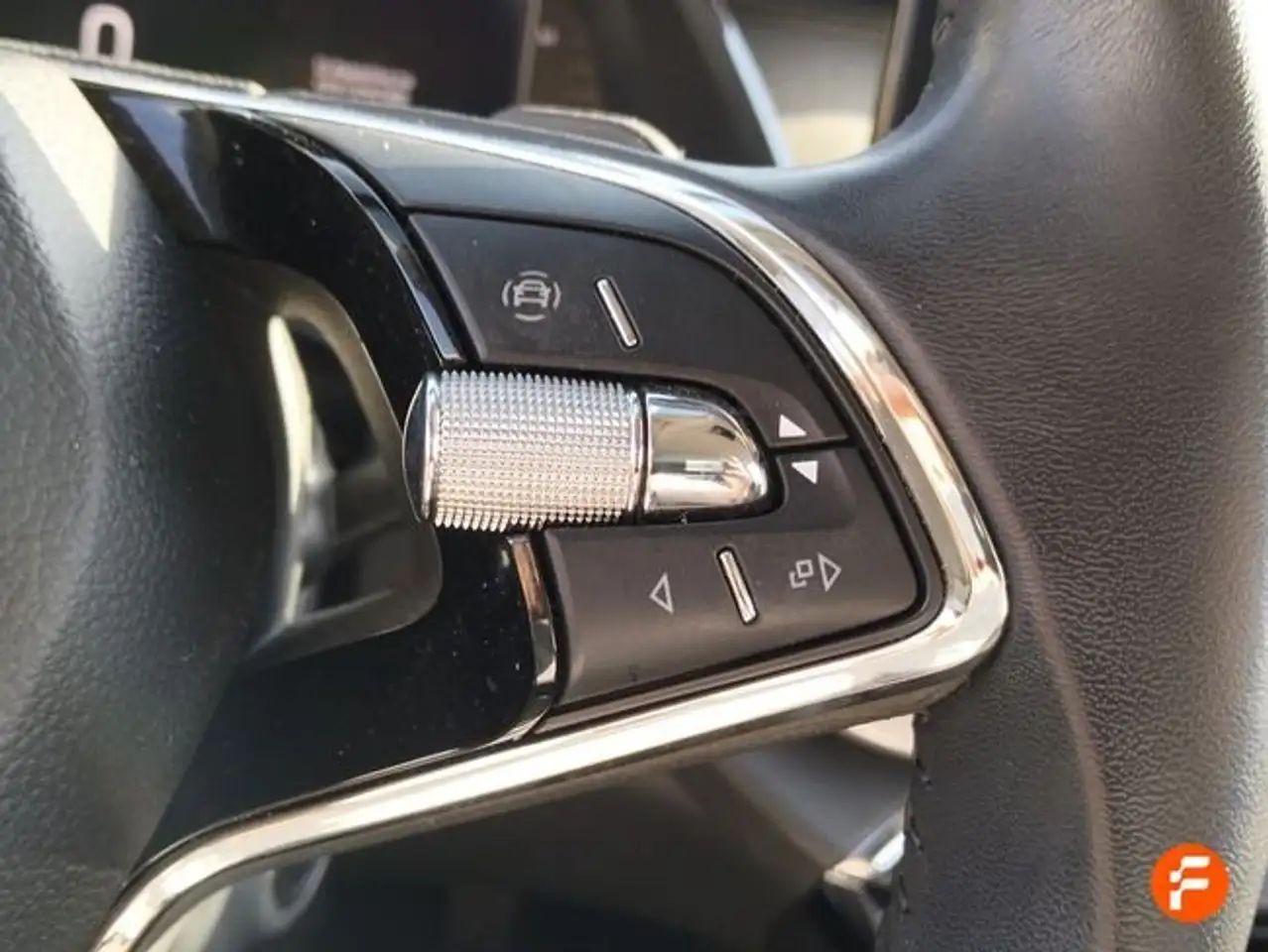 Skoda Octavia 1.0 TSI 81kW(110CV) DSG mHEV Selection — معرض صور السيارة 13