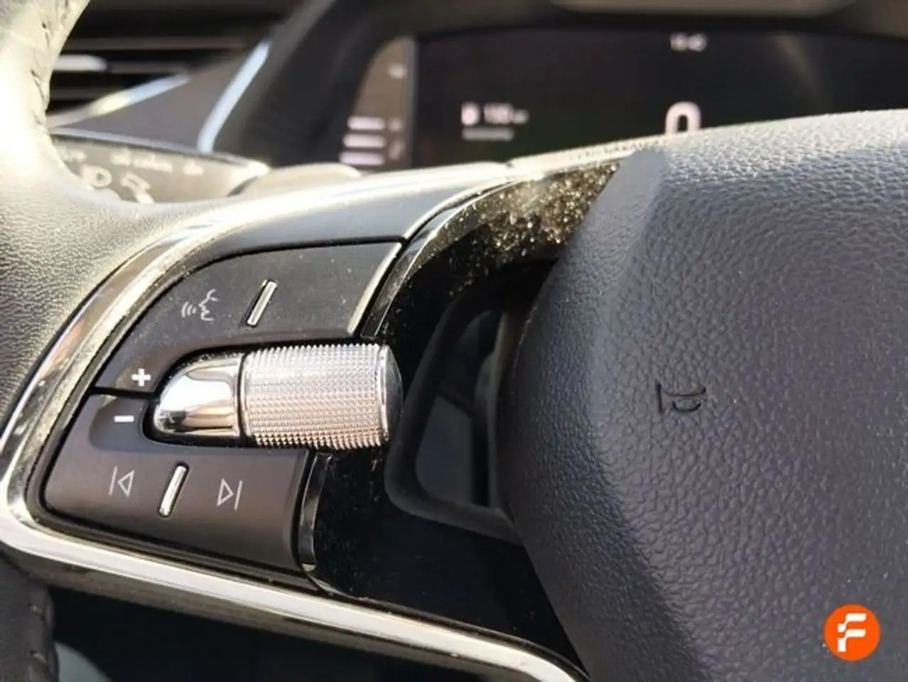 Skoda Octavia 1.0 TSI 81kW(110CV) DSG mHEV Selection — معرض صور السيارة 12