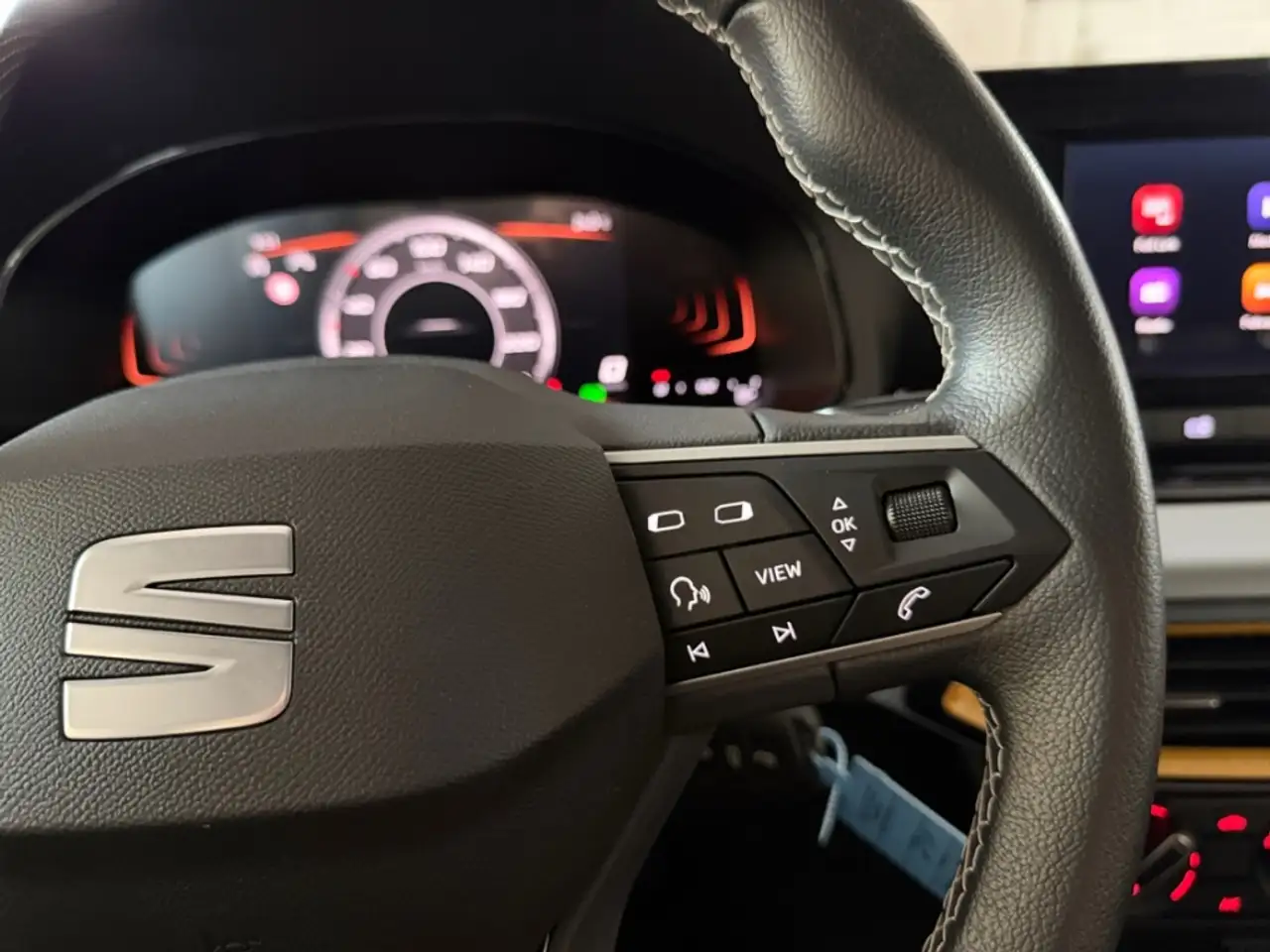 SEAT Ibiza Style AUTOMATIK ALLWETTER LED DIG-DISPLAY TEMPOMAT — معرض صور السيارة 19