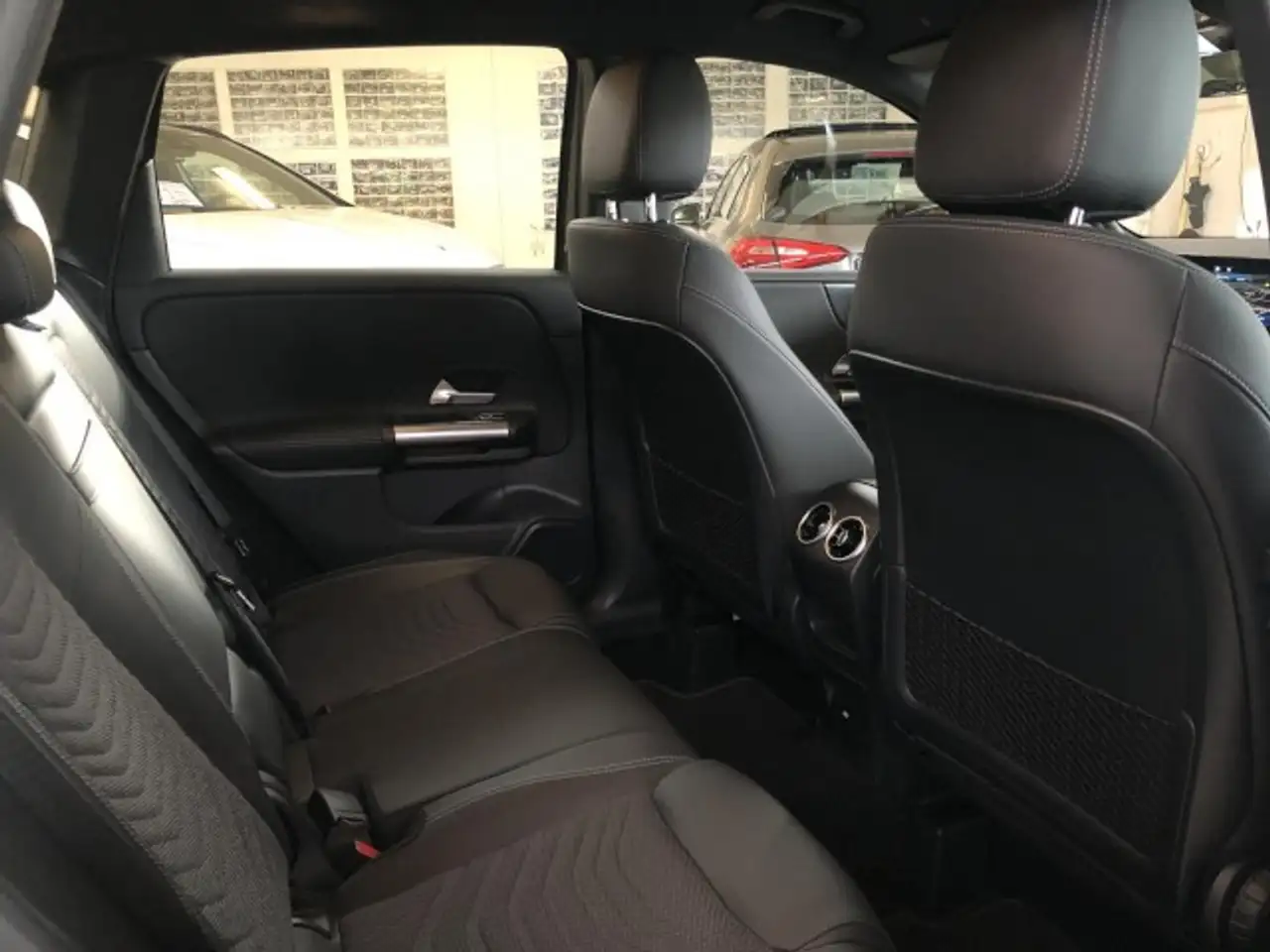 Mercedes-Benz B 180 +Progressive Line Advanced+Totwinkel+360 Grad+Wint — Galerie du véhicule 19
