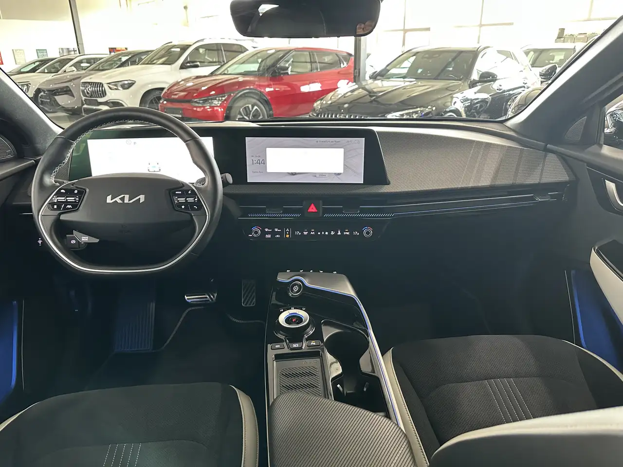 Kia EV6 GT-Line 4WD WäPu HUD 360 SoH 98,7% SD Remote — معرض صور السيارة 17