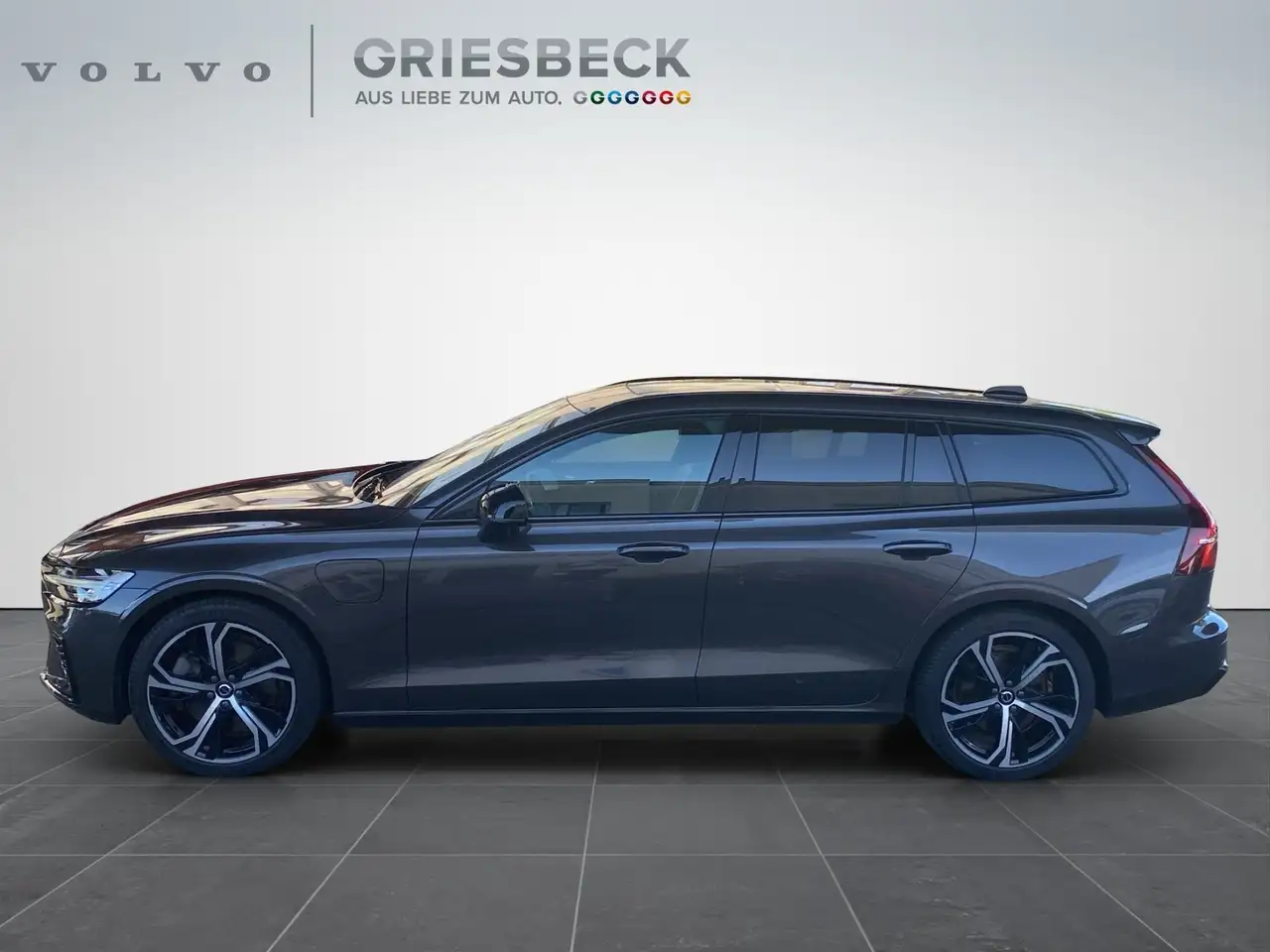 Volvo V60 Kombi T8 Ultra Dark Recharge WiPa*LED*SitzHZG — معرض صور السيارة 2