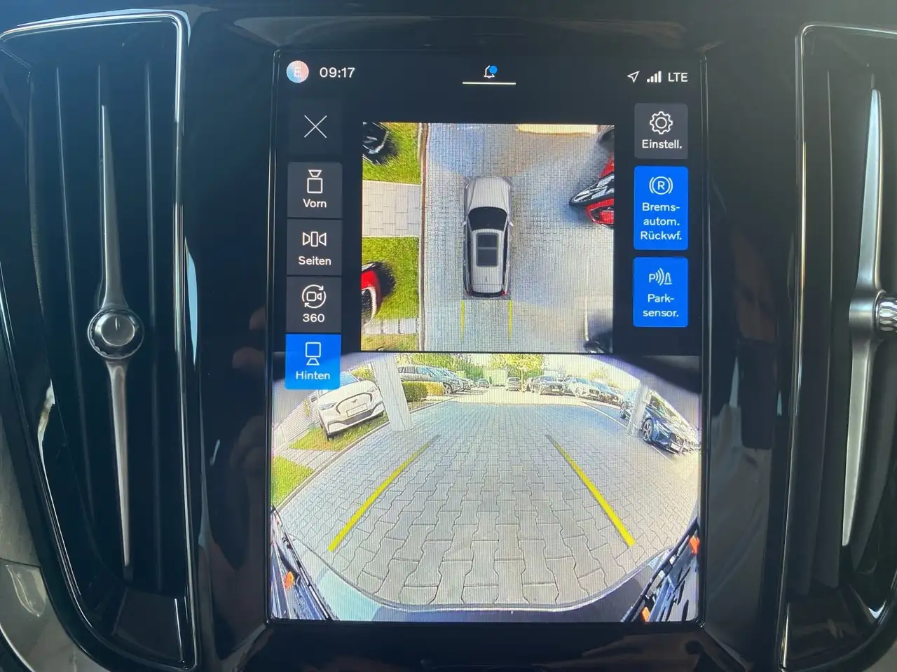Volvo V60 Kombi T8 Ultra Dark Recharge WiPa*LED*SitzHZG — معرض صور السيارة 20