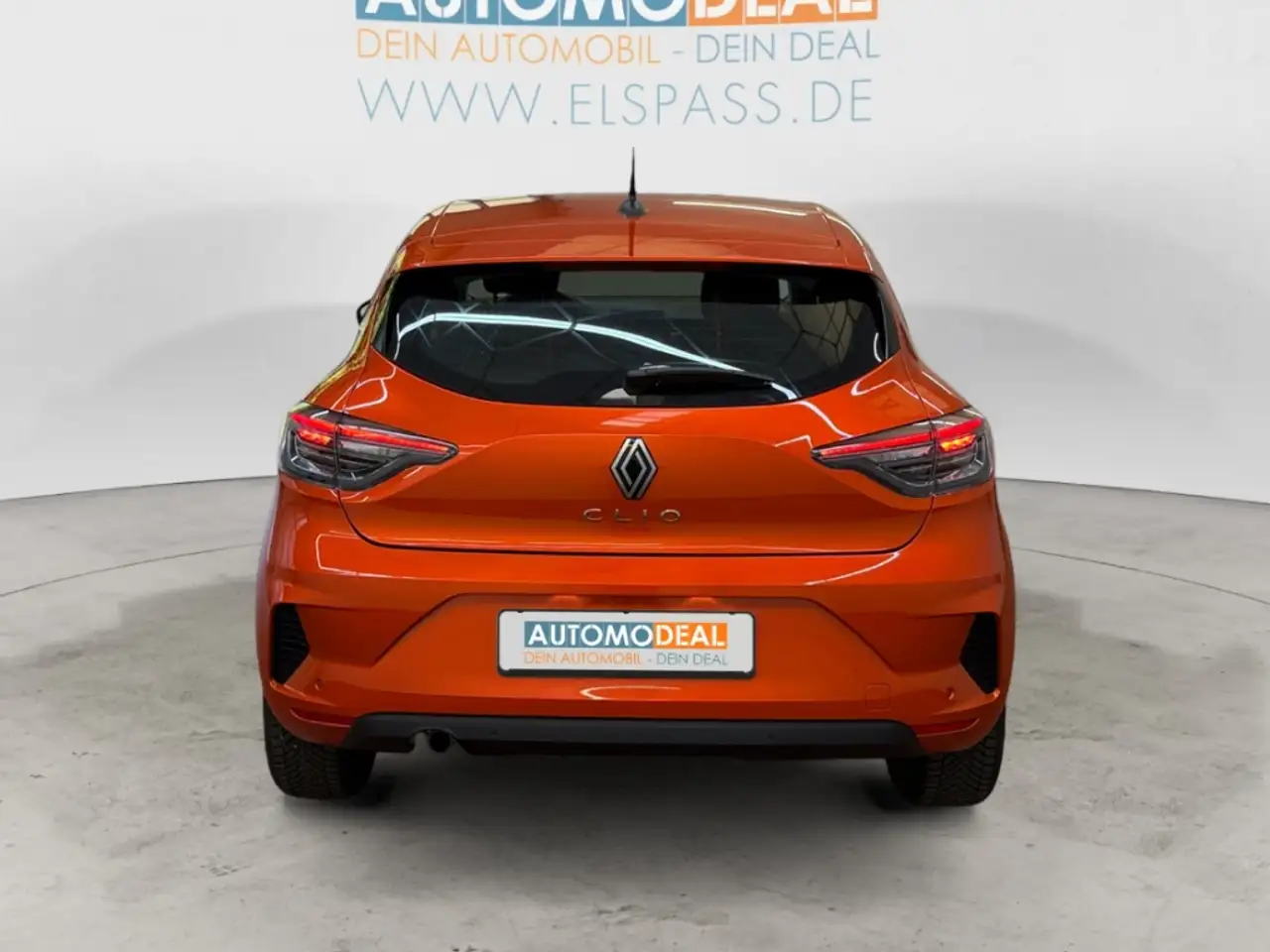 Renault Clio V Evolution AUTOMATIK ALLWETTER NAV LED DIG-DISPLA — معرض صور السيارة 6