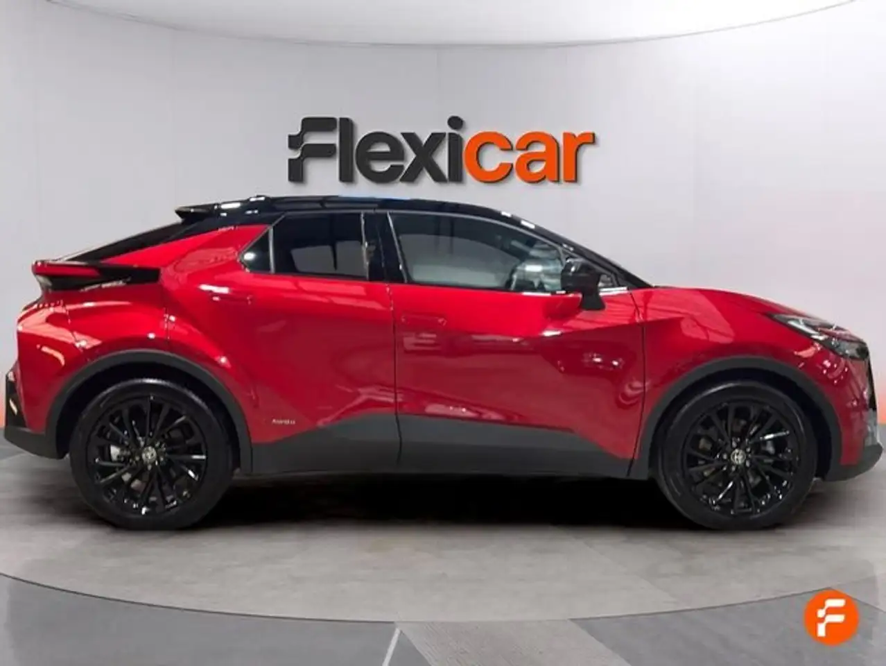 Toyota C-HR 200H GR Sport AWD — Vehicle gallery 9