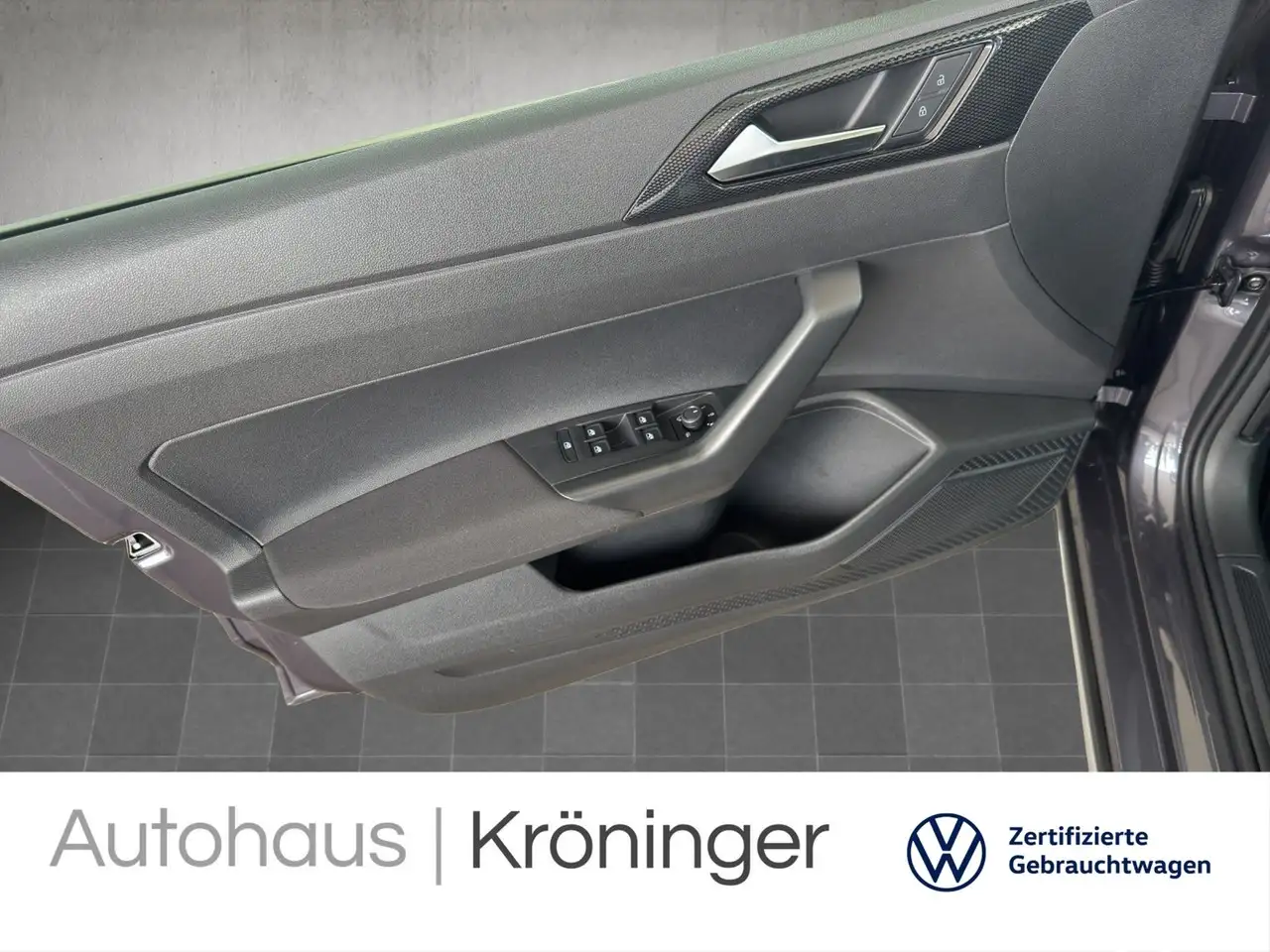 Volkswagen Taigo 1.0 TSI Life LED Klima EPH SHZ AppConnect — Galería del vehículo 9