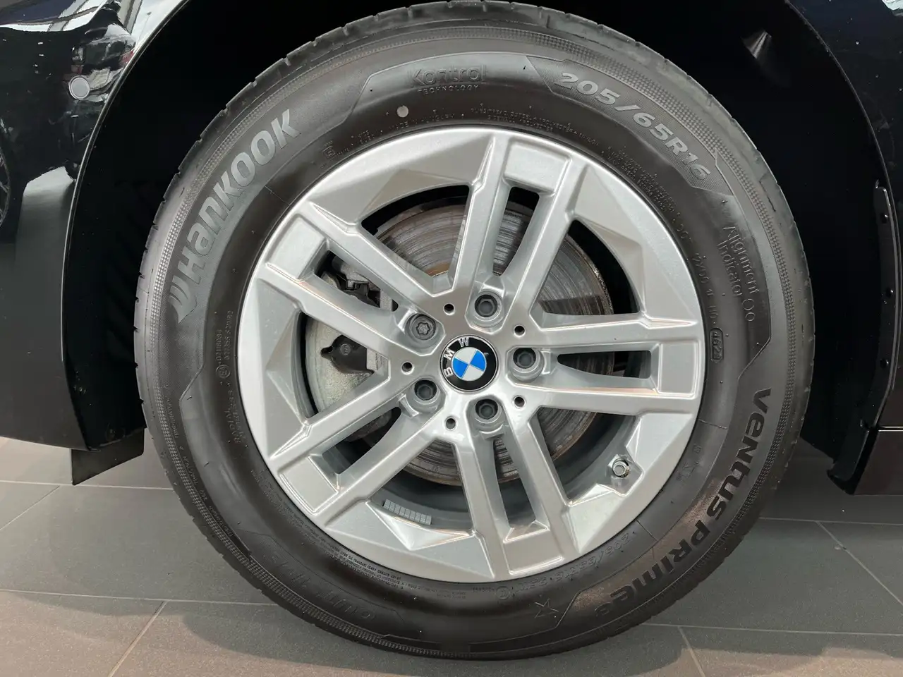 BMW 218 i ad.LED/DAB/komf.zugang — معرض صور السيارة 7