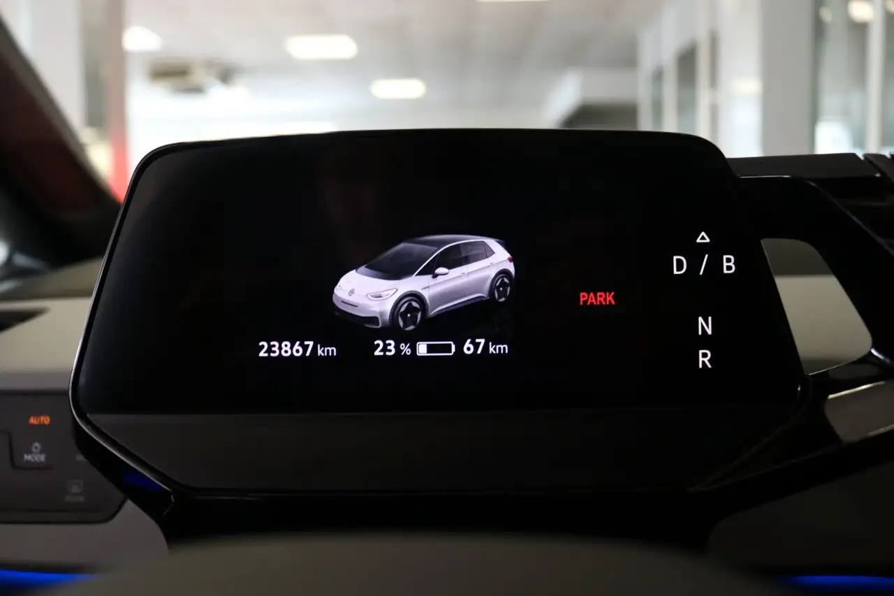 Volkswagen ID.3 Pro Performance 150 kW Pano Navi SHZ Matrix — Vehicle gallery 16