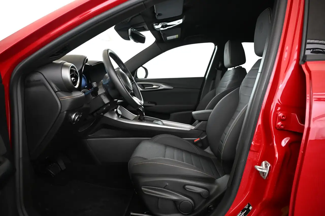 Alfa Romeo Tonale 1.3 PHEV 280 Q4 Ti LED/NAVI/ACC/KAMERA/18 — Vehicle gallery 28