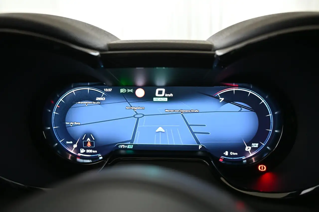 Alfa Romeo Tonale 1.3 PHEV 280 Q4 Ti LED/NAVI/ACC/KAMERA/18 — Vehicle gallery 36