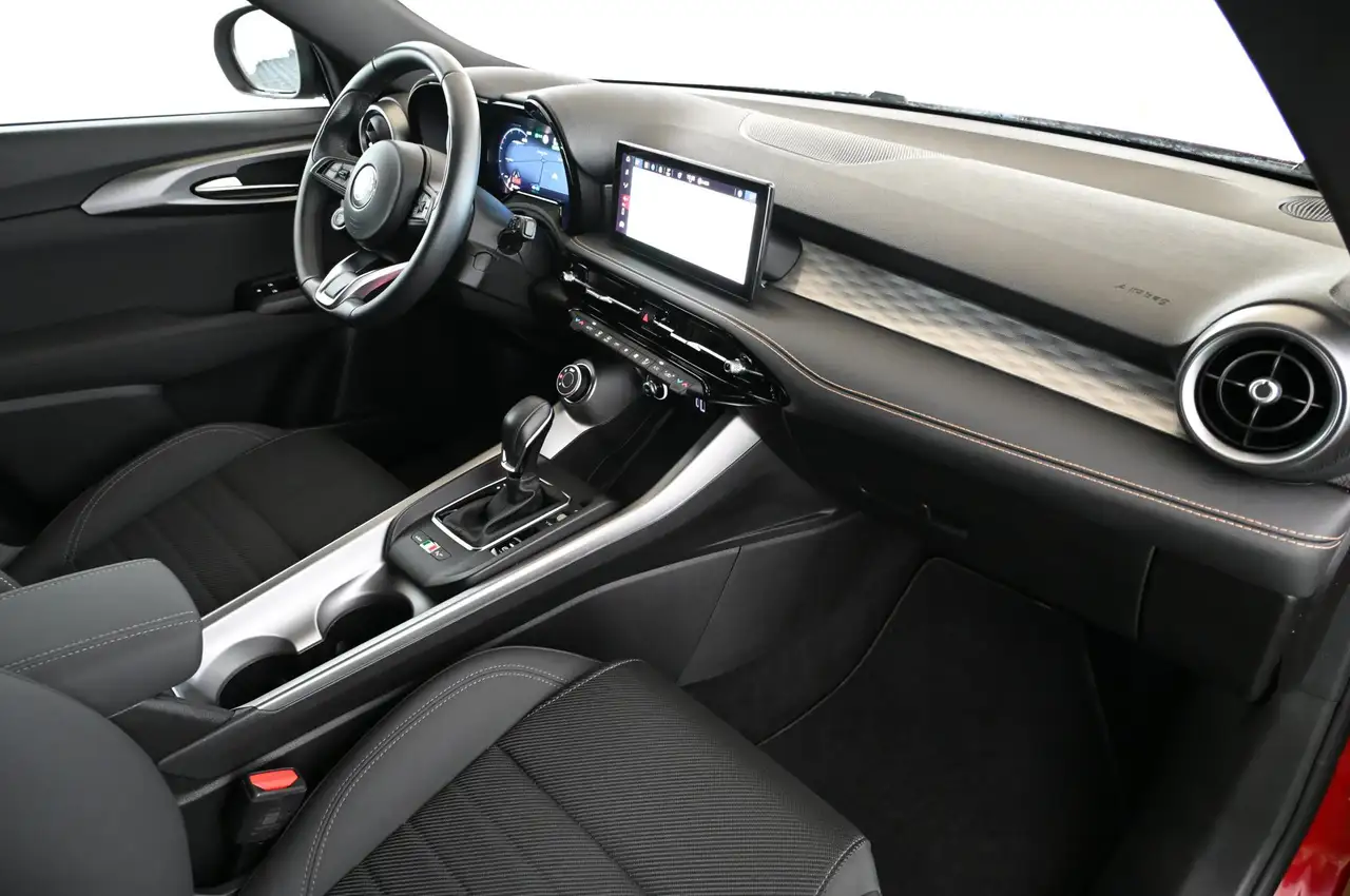 Alfa Romeo Tonale 1.3 PHEV 280 Q4 Ti LED/NAVI/ACC/KAMERA/18 — Vehicle gallery 37