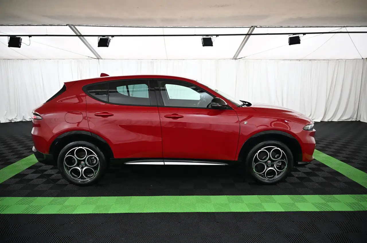 Alfa Romeo Tonale 1.3 PHEV 280 Q4 Ti LED/NAVI/ACC/KAMERA/18 — Vehicle gallery 8