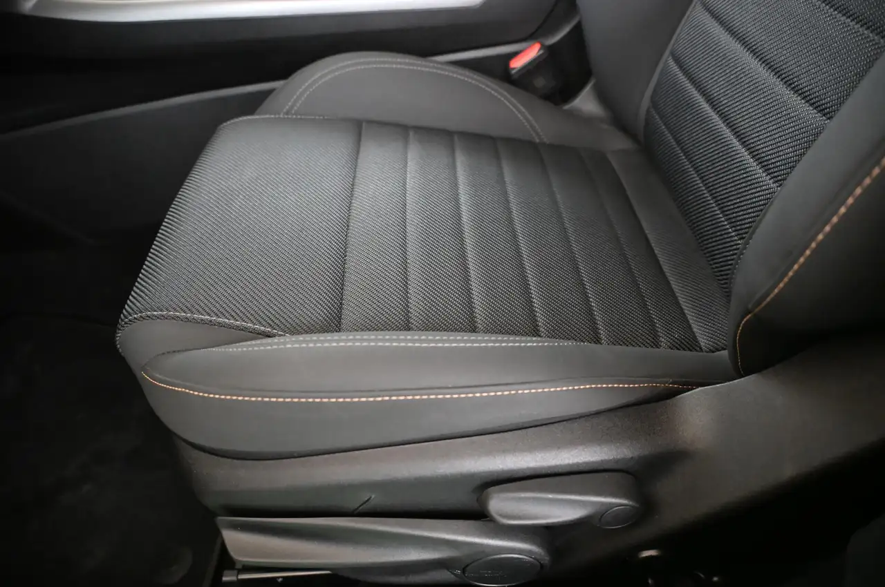 Alfa Romeo Tonale 1.3 PHEV 280 Q4 Ti LED/NAVI/ACC/KAMERA/18 — Vehicle gallery 33