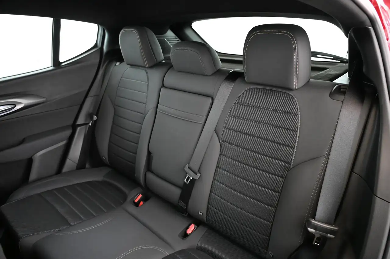 Alfa Romeo Tonale 1.3 PHEV 280 Q4 Ti LED/NAVI/ACC/KAMERA/18 — Vehicle gallery 27