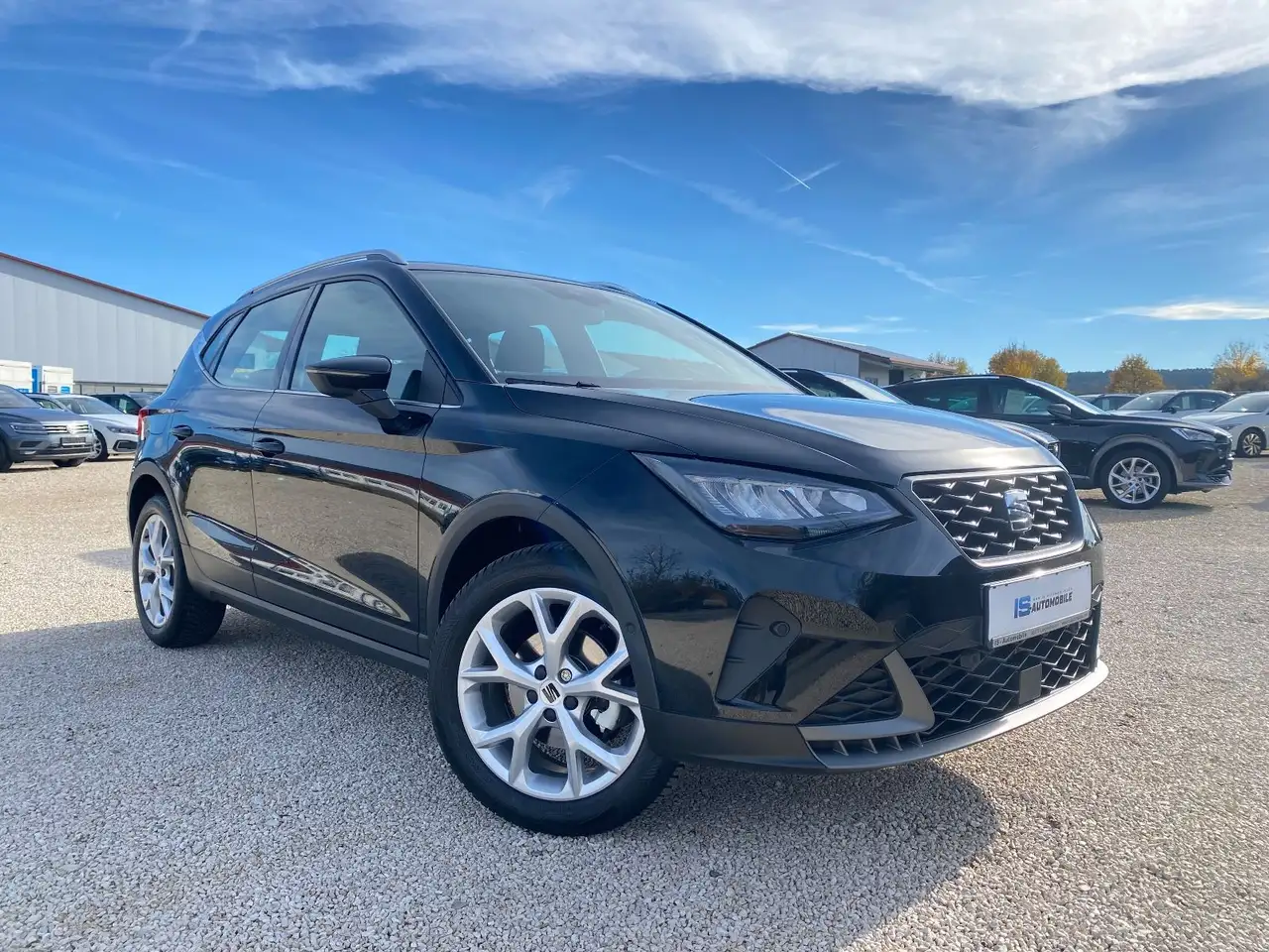 SEAT Arona FR,NAVI,LED,ACC,SHZ,RFK,DAB,PDC — Galería del vehículo 4