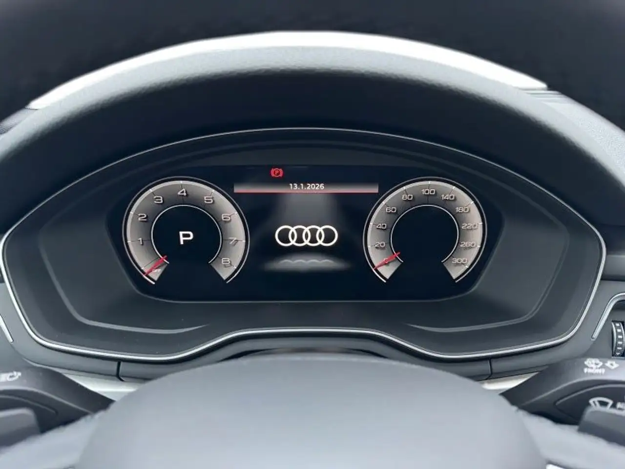 Audi A4 Avant 45 TFSI quattro S line — معرض صور السيارة 9