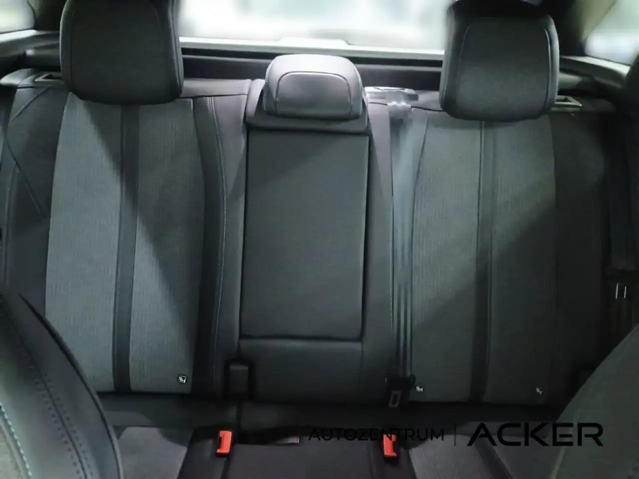 Peugeot 3008 Hybrid 145 Allure Pack e-DSC6 RFK -58%* — Galerie du véhicule 12
