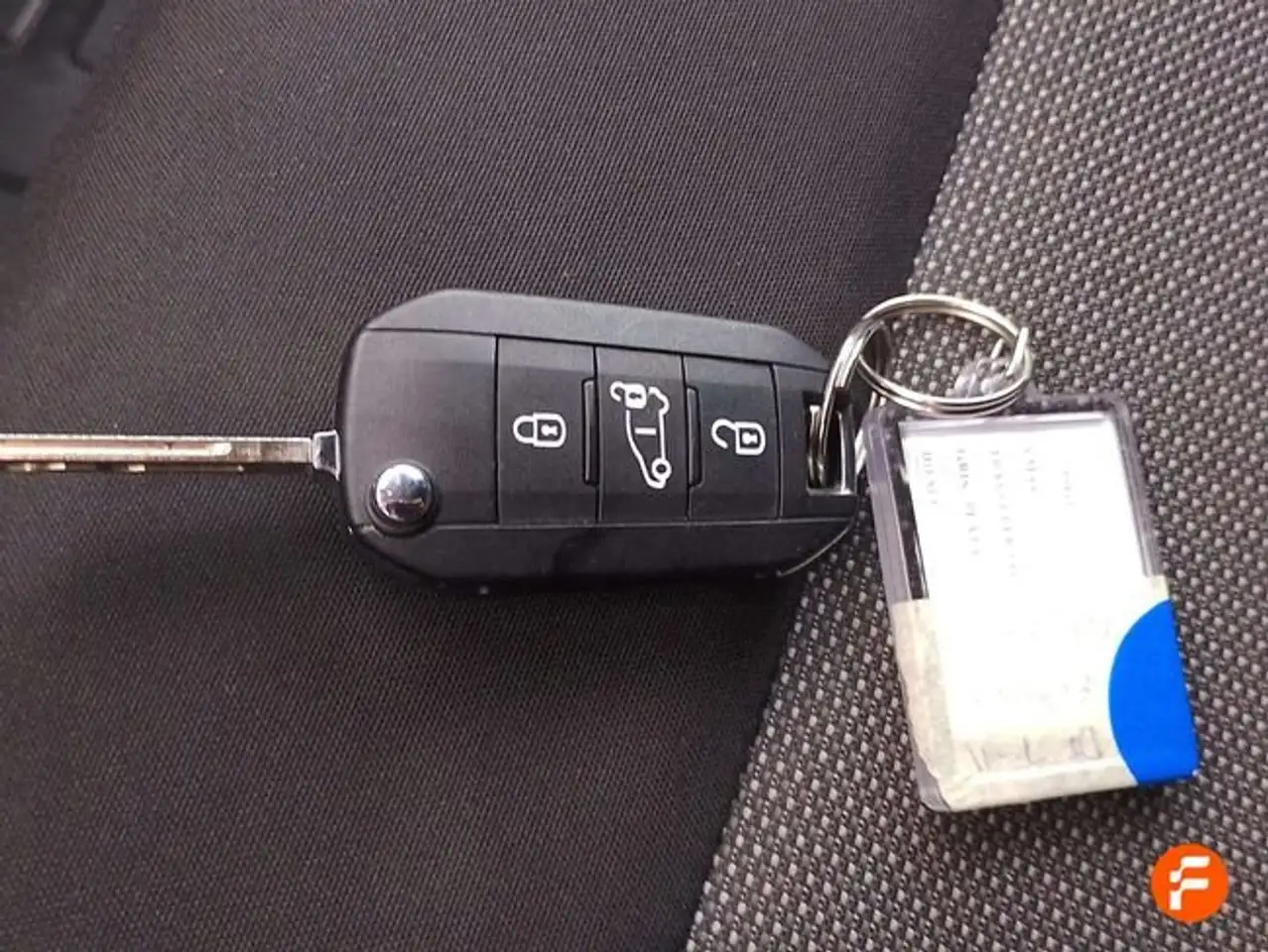 Peugeot Traveller VF3VKEHZ3RZ026378 — معرض صور السيارة 18