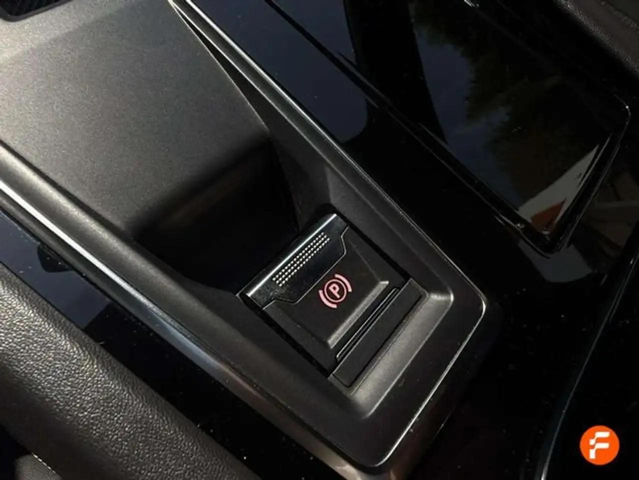 Peugeot 508 1.2 PureTech S&S Allure EAT8 130 — معرض صور السيارة 29