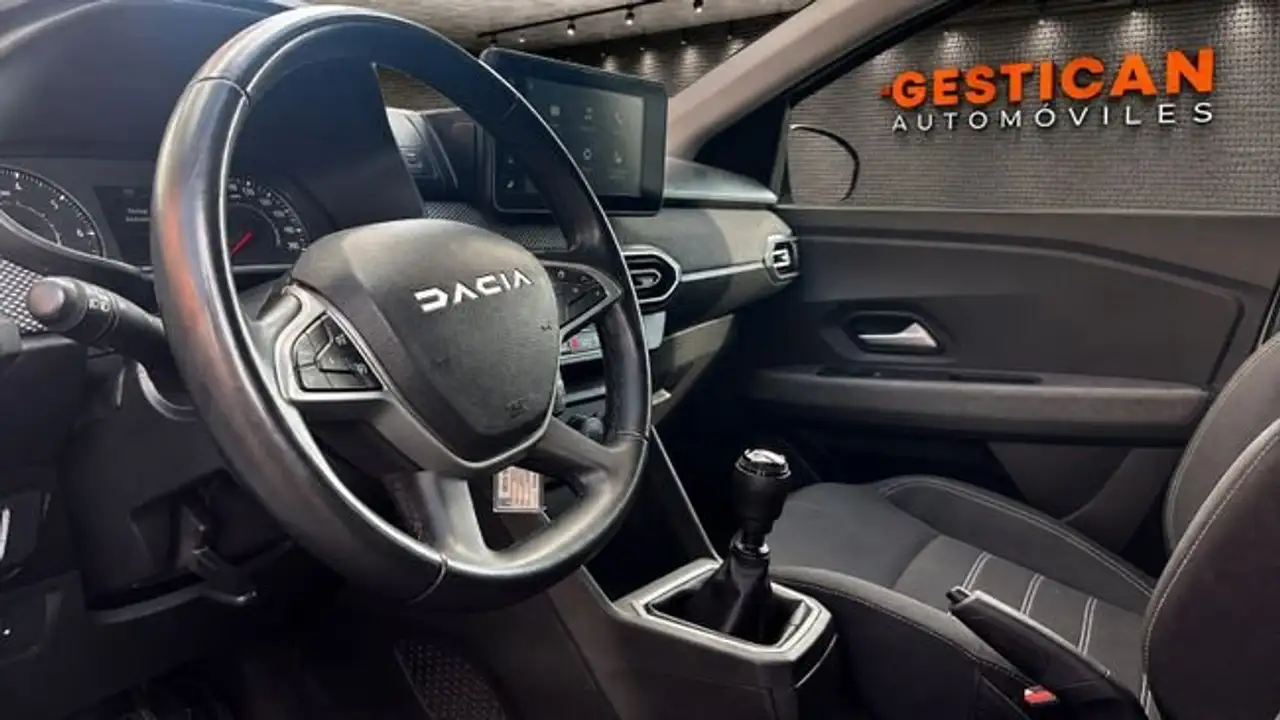 Dacia Jogger Extreme Go TCe 81kW (110CV) 7 plazas — Vehicle gallery 9