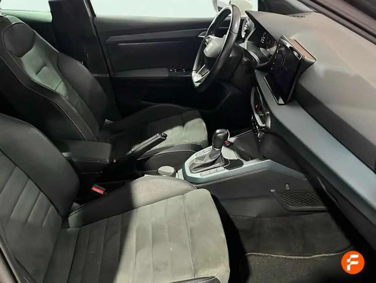 SEAT Arona 1.5 EcoTSI S&S Special Edition DSG7 150 — معرض صور السيارة 20