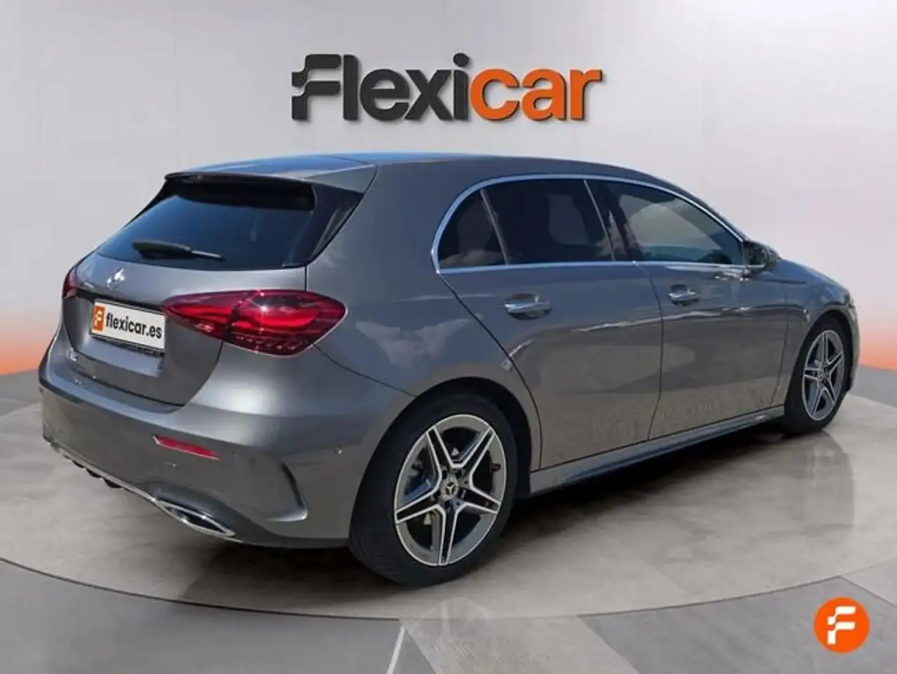 Mercedes-Benz A 180 — معرض صور السيارة 8