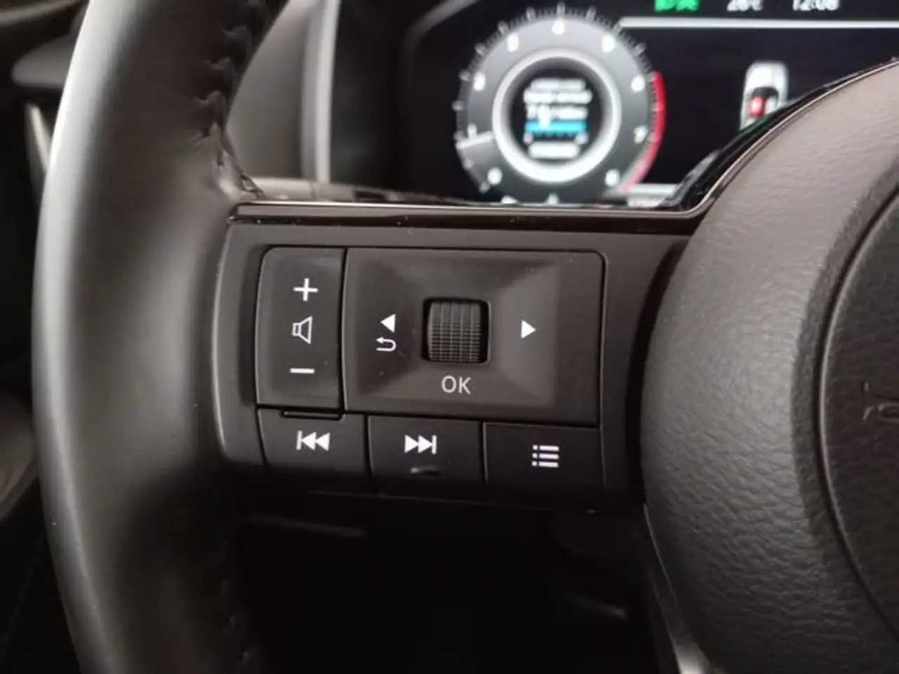 Nissan Qashqai DIG-T 103kW N-Connecta — Vehicle gallery 23