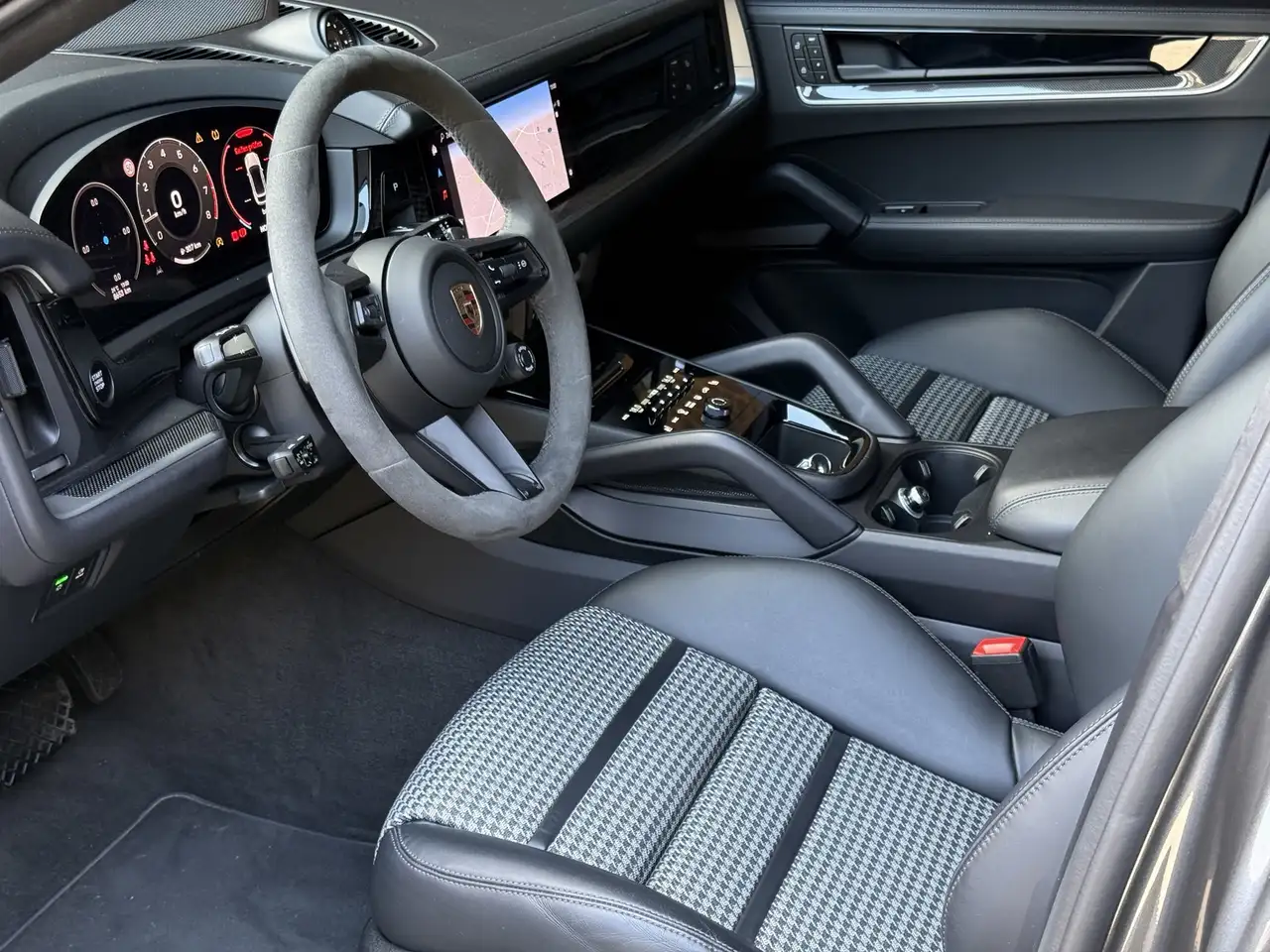 Porsche Cayenne Coupe LEICHTBAU SPORTPAKET*22 Z GT*SOFT-CLOSE — معرض صور السيارة 2