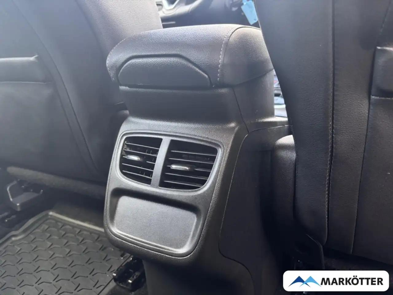 Opel Grandland Enjoy ACC/KLIMA/SHZ/LHZ/FSH/PDC/ALLWETTER — Vehicle gallery 16