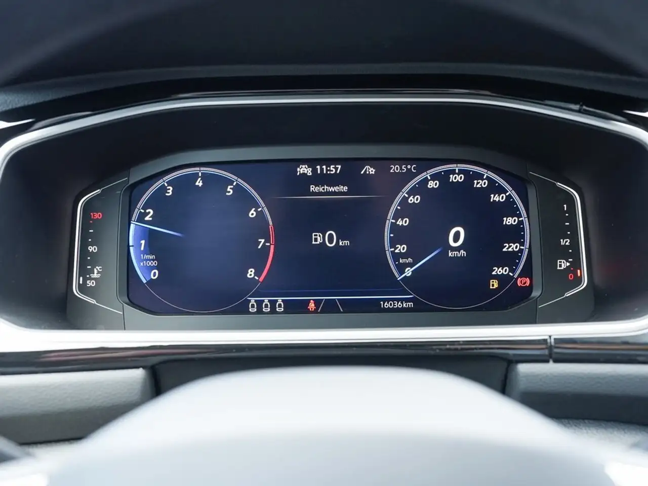 Volkswagen T-Roc 1.0 TSI R-Line /LED+/BEATS/ACC/AppConnect — Galería del vehículo 16