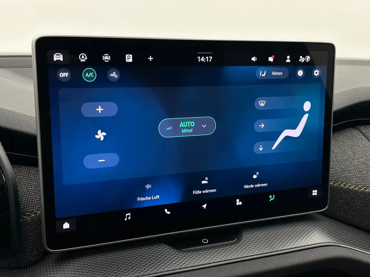 Skoda Kodiaq Kodiaq 1.5 TSI DSG +NAV+MATRIX+CAM+AHK+SHZ — Vehicle gallery 40
