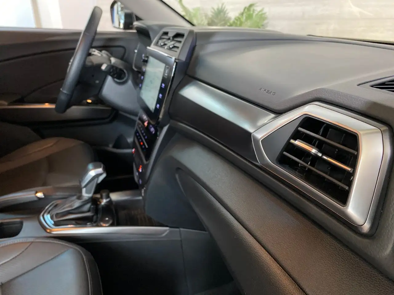 SsangYong Tivoli Grand 1,5P Blackline*6AT+AHK+LED+LEDER — Galerie du véhicule 38