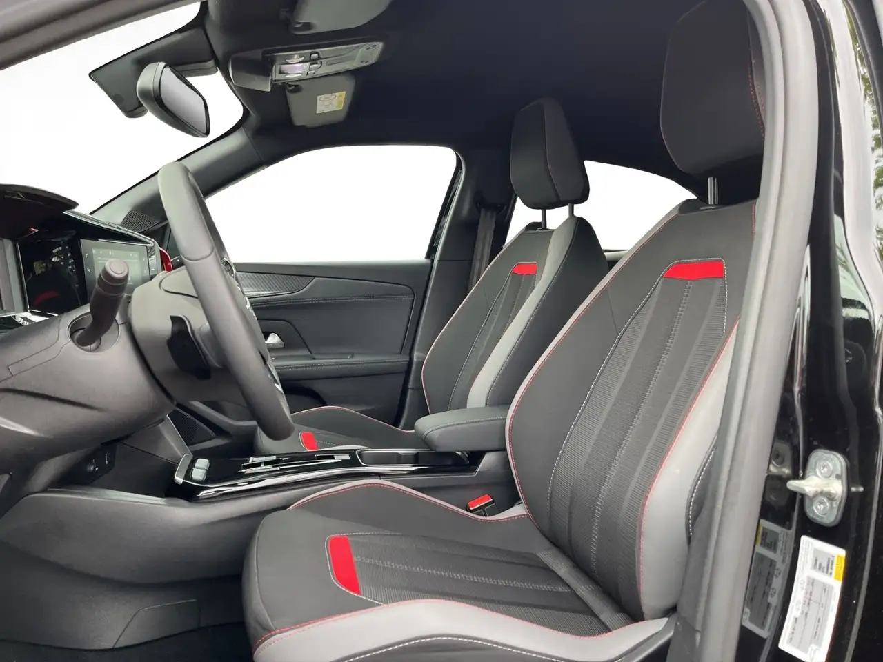Opel Mokka GS Line PT 130 EAT 8 Carplay+SHZ+LHZ+RFK+LM — معرض صور السيارة 18
