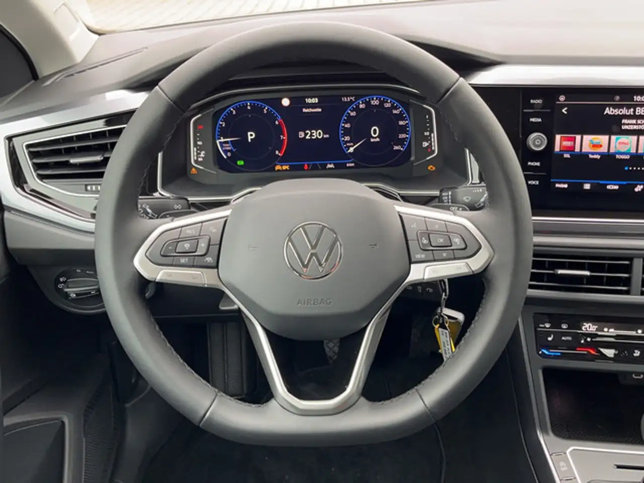 Volkswagen Polo 1.0 TSI Style DSG ACC FACEL. MATRIX-LED — Vehicle gallery 13